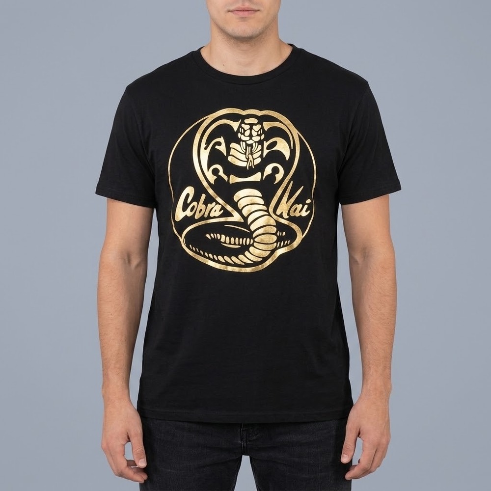 Cobra Kai Karate Kid Metallic Gold Logo T Shirt Mens XL Black Cotton Blend EUC